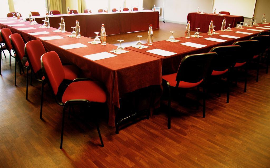 Inter-Hotel Bordeaux Meriadeck Alton Удобства фото