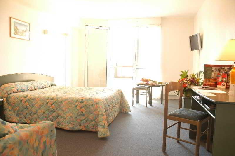 Inter-Hotel Bordeaux Meriadeck Alton Экстерьер фото
